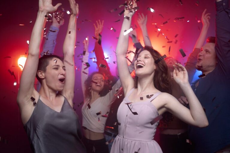 nightlife-with-people-dancing-club (1) (Demo)
